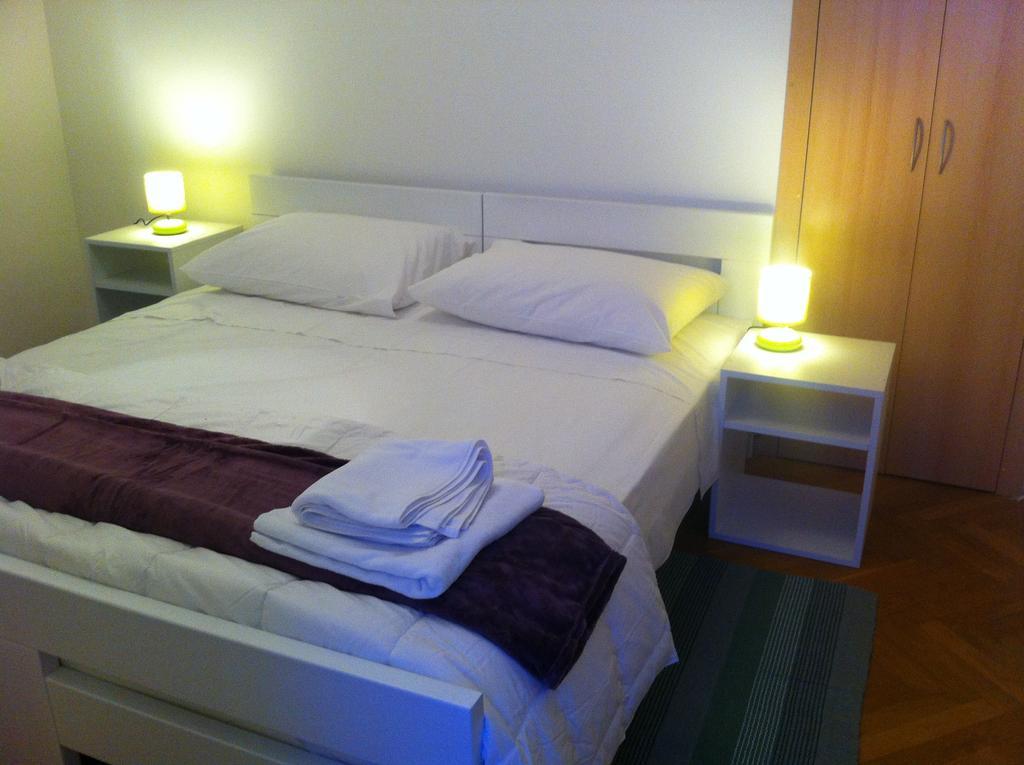 Nina, Apartment In City Centre Split Habitación foto
